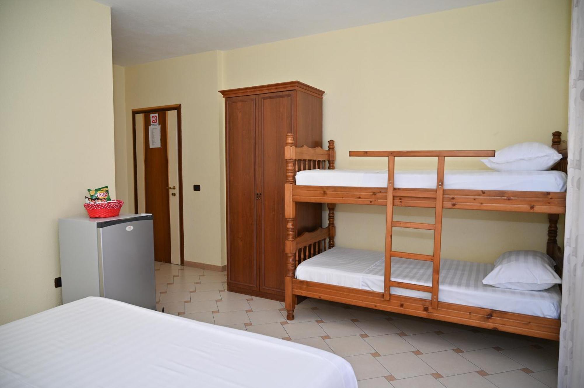 Hotel Vila Emes Δυρράχιο Δωμάτιο φωτογραφία