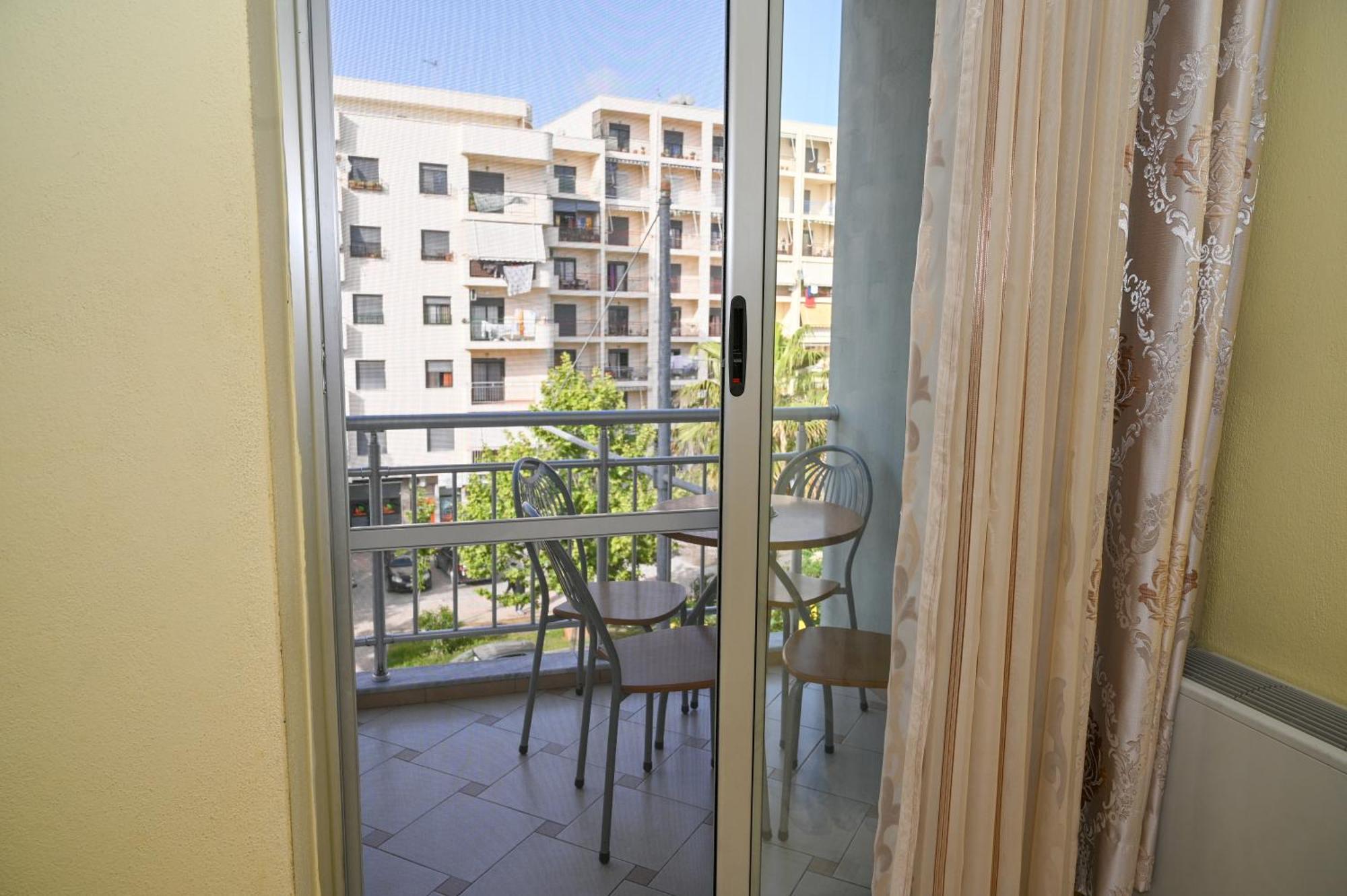 Hotel Vila Emes Δυρράχιο Δωμάτιο φωτογραφία