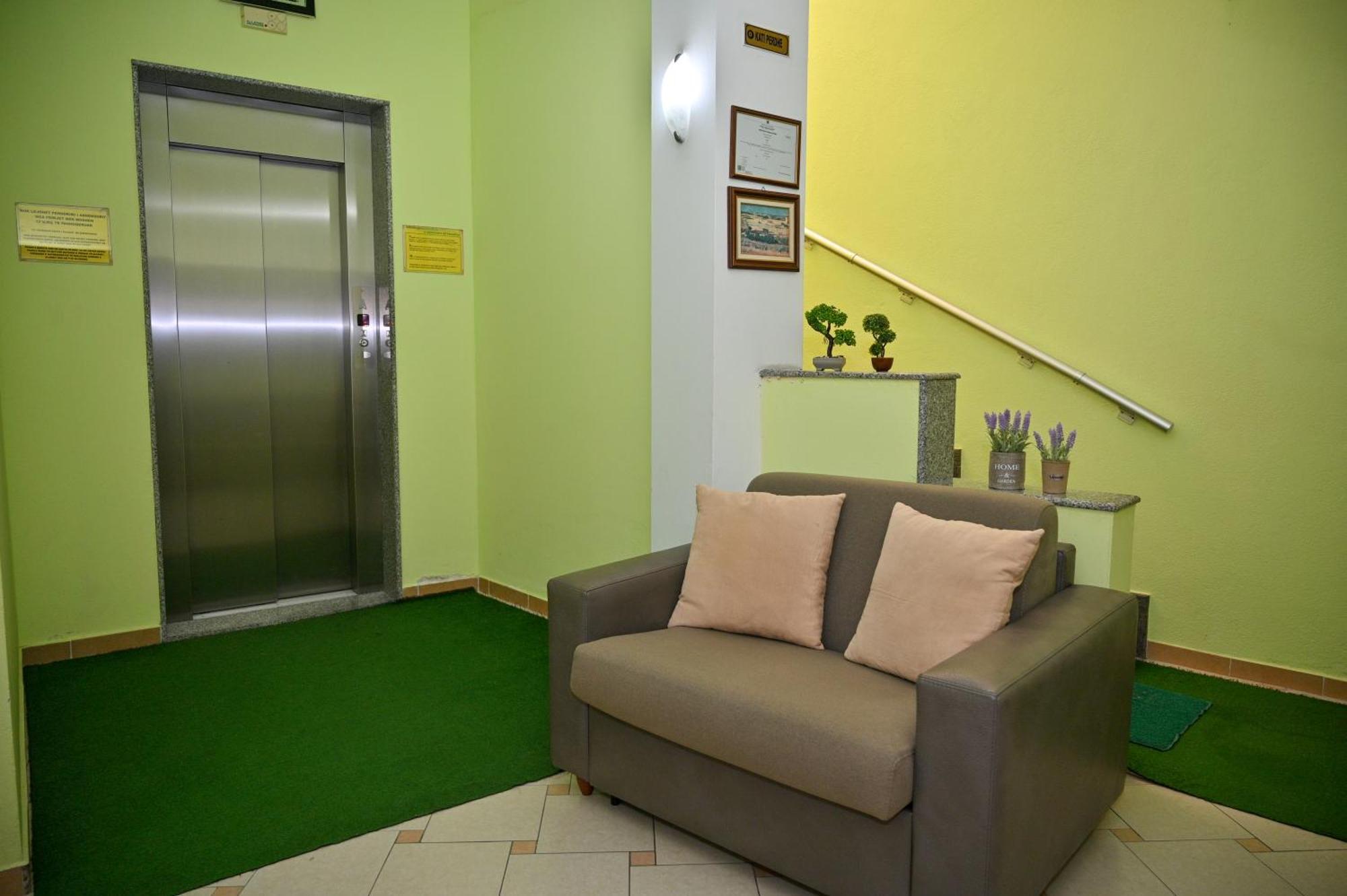 Hotel Vila Emes Δυρράχιο Εξωτερικό φωτογραφία